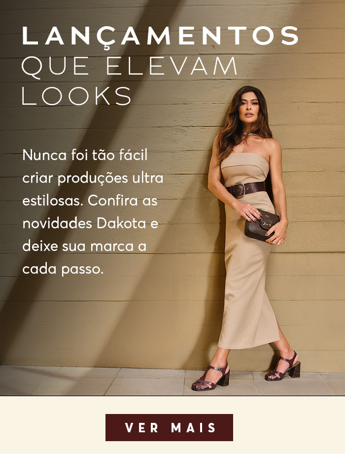 Foto da Juliana Paes usando sandália, bolsa e cinto da marca Dakota.